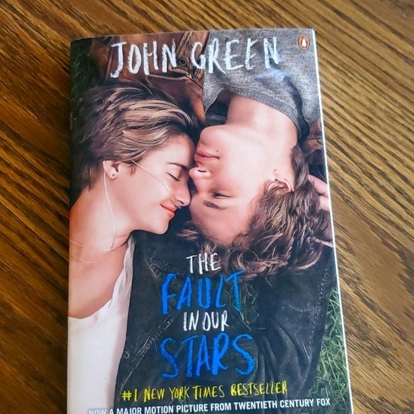 Faults In Our Stars Book - Picture 1 of 3